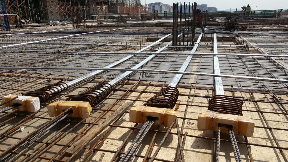 Jak działa klejony system naprężania?